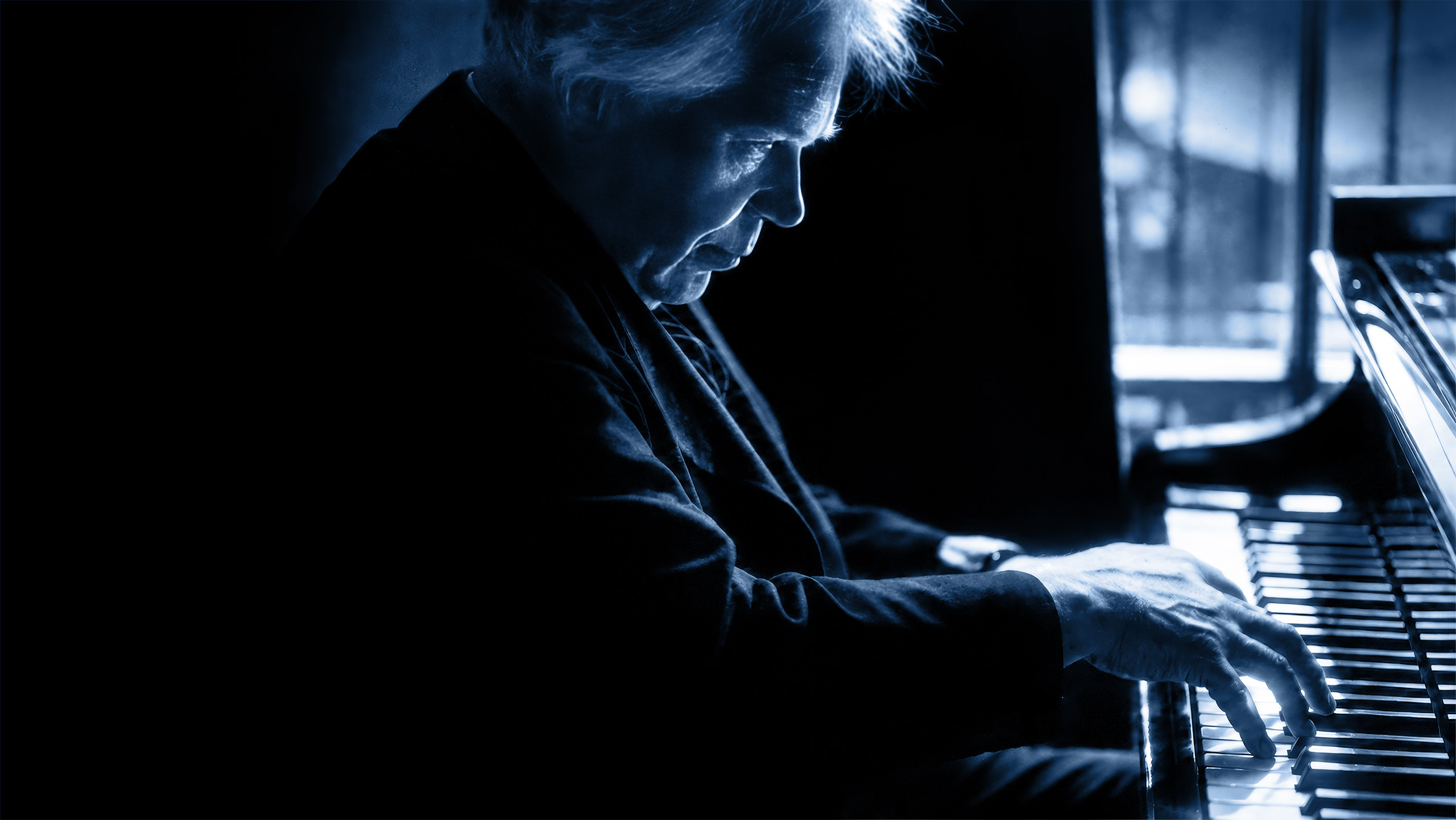 Pianist bei der Edwin Fischer Sommerakademie am Flügel